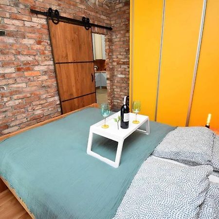 Apartament Blue Bastion Walowa 23C Z Klimatyzacja I Miejscem Parkingowym W Podziemnym Parkingu Gdańsk Eksteriør bilde